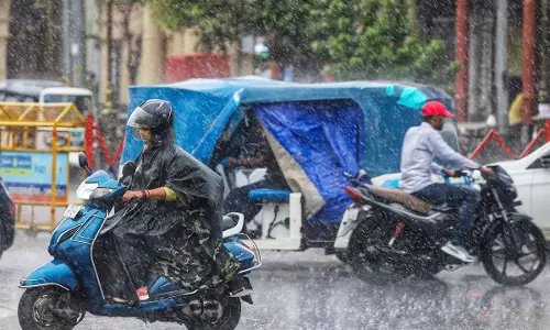 विदाई से पहले बिहार में फिर सक्रिय मानसून, 10 जिलों में झमाझम बारिश का अलर्ट विदाई से पहले बिहार में फिर सक्रिय मानसून, 10 जिलों में झमाझम बारिश का अलर्ट