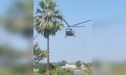 बिहार के बाढ़ प्रभावित इलाकों में वायुसेना का राहत अभियान, हेलीकॉप्टरों से 10 टन सामग्री पहुंचाई गई