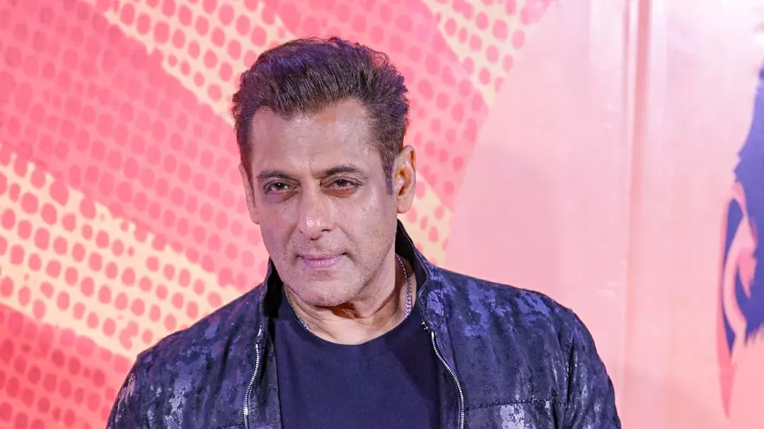 बिग बॉस 20 में मचा बवाल, कनिका पर टिप्पणी को लेकर काज़ी निशाने पर बिग बॉस 20 में मचा बवाल, कनिका पर टिप्पणी को लेकर काज़ी निशाने पर