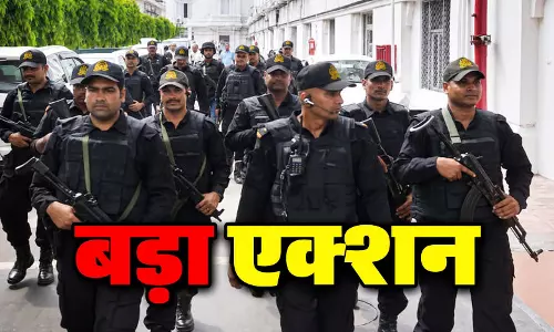शहजाद भट्टी नेटवर्क पर कसा शिकंजा, 15 जिलों में ATS की ताबड़तोड़ छापेमारी शहजाद भट्टी नेटवर्क पर कसा शिकंजा, 15 जिलों में ATS की ताबड़तोड़ छापेमारी