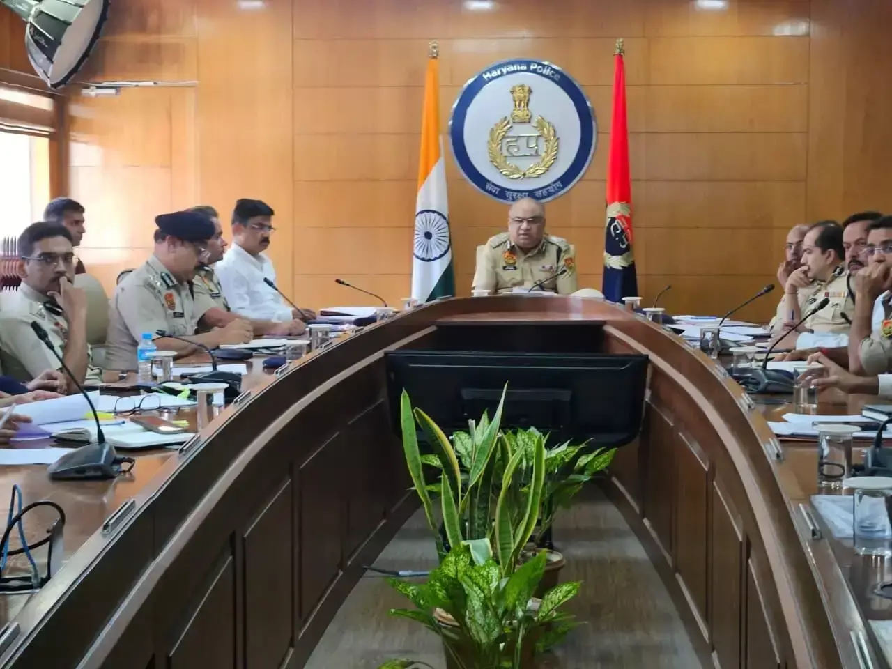 नशा तस्करों की संपत्ति पर शिकंजा, अटैचमेंट की कार्रवाई होगी तेज नशा तस्करों की संपत्ति पर शिकंजा, अटैचमेंट की कार्रवाई होगी तेज