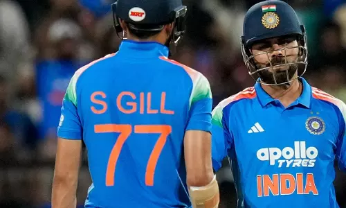 गिल के बाद कोहली आउट, खाता नहीं खोल पाए विराट गिल के बाद कोहली आउट, खाता नहीं खोल पाए विराट