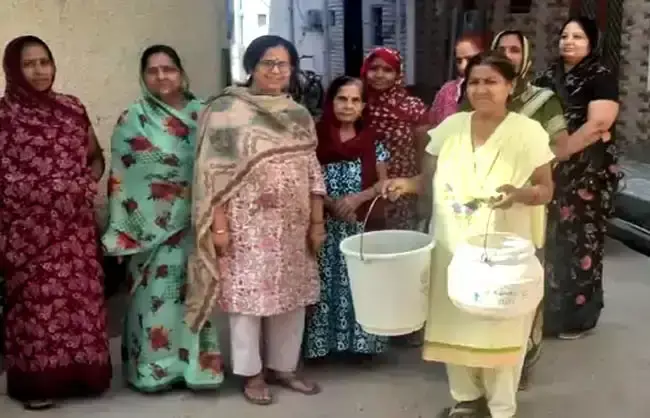 नारनौल में पानी की समस्या से परेशान महिलाएं सड़क पर उतरीं