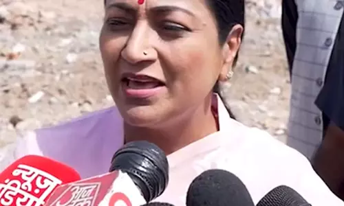 कचरे के पहाड़ संग CM रेखा गुप्ता की आखिरी सेल्फी किया बड़ा दावा कचरे के पहाड़ संग CM रेखा गुप्ता की आखिरी सेल्फी किया बड़ा दावा