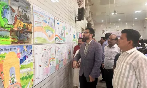 सेवा संकल्प अभियान के तहत जिला स्तरीय चित्रकला एवं भाषण प्रतियोगिता आयोजित