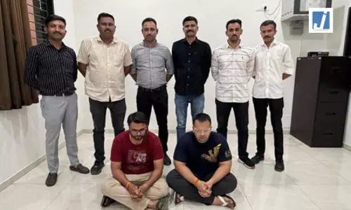 बुजुर्ग डॉक्टर को डिजिटल अरेस्ट कर 58.5 लाख रुपए कराए ट्रांसफर, दो आरोपी गिरफ्तार बुजुर्ग डॉक्टर को डिजिटल अरेस्ट कर 58.5 लाख रुपए कराए ट्रांसफर, दो आरोपी गिरफ्तार