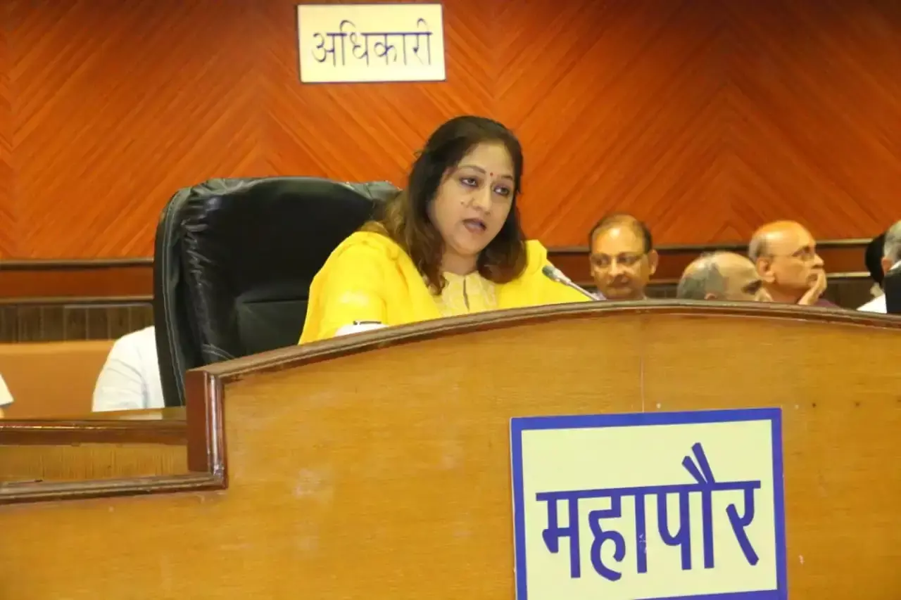 निगम की बैठक में ठोस कचरा प्रबंधन नियमों पर हुआ मंथन निगम की बैठक में ठोस कचरा प्रबंधन नियमों पर हुआ मंथन