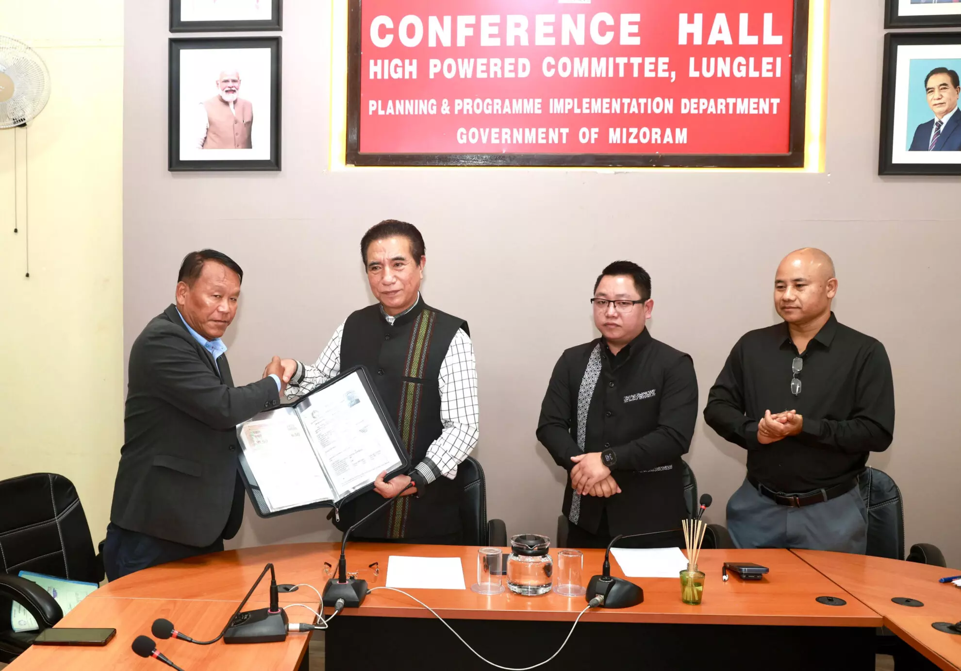 लुंगलेई में स्टेट यूनिवर्सिटी के लिए परिवार ने दान की 12 बीघा जमीन लुंगलेई में स्टेट यूनिवर्सिटी के लिए परिवार ने दान की 12 बीघा जमीन