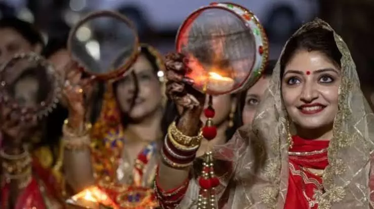 करवा चौथ: तारीख, पूजा शुभ मुहूर्त, सरगी और चंद्रोदय का समय करवा चौथ: तारीख, पूजा शुभ मुहूर्त, सरगी और चंद्रोदय का समय
