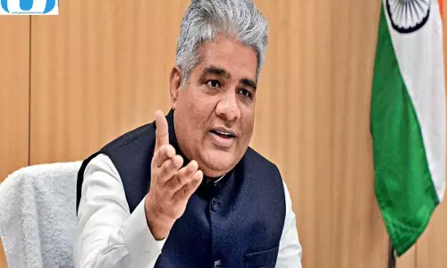 रेगिस्तान में फिर उड़े गोडावण, ऐतिहासिक पल के गवाह बने भूपेंद्र यादव