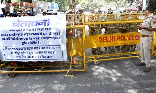 दिल्ली पुलिस ने दर्ज कीं 3 FIR