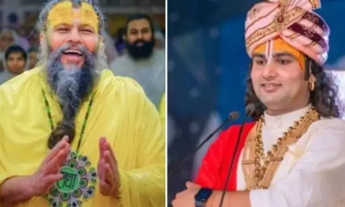 प्रेमानंद महाराज के समर्थन में उतरे अनिरुद्धाचार्य, मीडिया पर भड़के कथावाचक