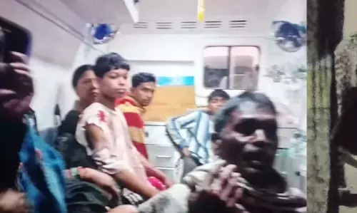 आधी रात घर में घुसा तेंदुआ, परिवार के 6 लोगों पर हमला; 3 की हालत गंभीर आधी रात घर में घुसा तेंदुआ, परिवार के 6 लोगों पर हमला; 3 की हालत गंभीर