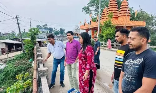 डूमडूमा में एक्शन: विधायक ने नदी कटाव नियंत्रण योजनाओं की समीक्षा की डूमडूमा में एक्शन: विधायक ने नदी कटाव नियंत्रण योजनाओं की समीक्षा की