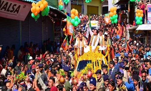 खटीमा में CM धामी का मेगा रोड शो उमड़ी भारी भीड़ खटीमा में CM धामी का मेगा रोड शो उमड़ी भारी भीड़
