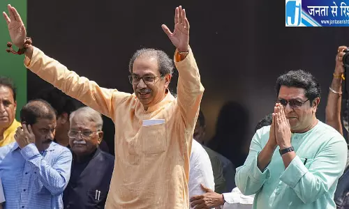 उद्धव ठाकरे का चुनाव आयोग और केंद्र पर हमला, ज्ञानेश कुमार को लेकर उठाए सवाल उद्धव ठाकरे का चुनाव आयोग और केंद्र पर हमला, ज्ञानेश कुमार को लेकर उठाए सवाल