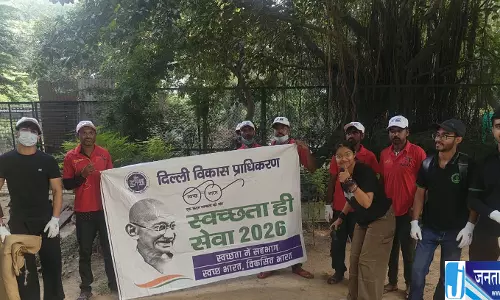 पार्कों और स्पोर्ट्स कॉम्प्लेक्स में DDA की सफाई मुहिम तेज पार्कों और स्पोर्ट्स कॉम्प्लेक्स में DDA की सफाई मुहिम तेज
