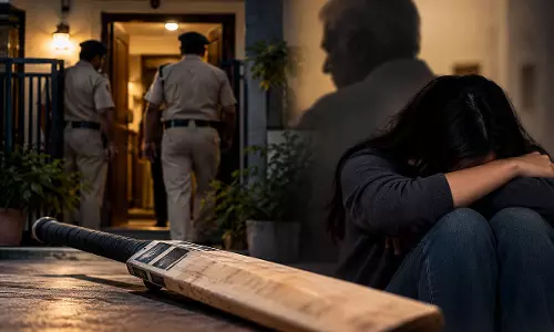 इंदौर में 20 साल की छात्रा पर दादा की हत्या का आरोप, क्रिकेट बैट से सिर पर किए कई वार