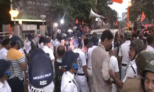 स्वामी विवेकानंद के कथित अपमान पर हंगामा