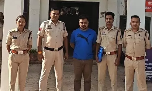 गर्भवती पत्नी से बेरहमी से मारपीट, गर्भ में पल रहे शिशु की मौत, आरोपी गिरफ्तार गर्भवती पत्नी से बेरहमी से मारपीट, गर्भ में पल रहे शिशु की मौत, आरोपी गिरफ्तार