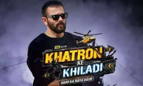 खतरों के खिलाड़ी 15 की ट्रॉफी किसके नाम? टॉप-5 में कांटे की टक्कर खतरों के खिलाड़ी 15 की ट्रॉफी किसके नाम? टॉप-5 में कांटे की टक्कर