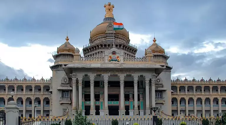 प्रशासनिक फेरबदल, 5 सीनियर IAS अधिकारियों का तबादला, तत्काल प्रभाव से मिली नई जिम्मेदारी प्रशासनिक फेरबदल, 5 सीनियर IAS अधिकारियों का तबादला, तत्काल प्रभाव से मिली नई जिम्मेदारी