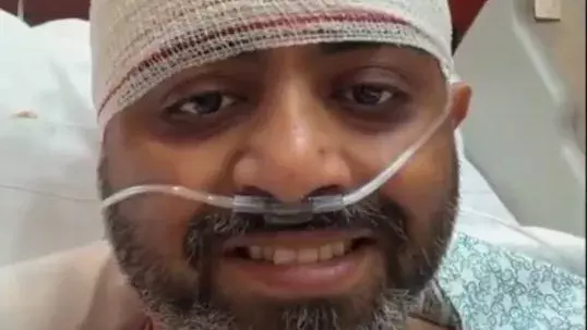 कैप्टन मच्छर ने कॉकपिट पर हुए हमले को याद किया कैप्टन मच्छर ने कॉकपिट पर हुए हमले को याद किया