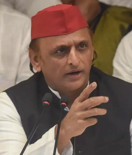 अखिलेश का गठबंधन के दलों को संदेश; बात सीट की नहीं, जीत की है अखिलेश का गठबंधन के दलों को संदेश; बात सीट की नहीं, जीत की है