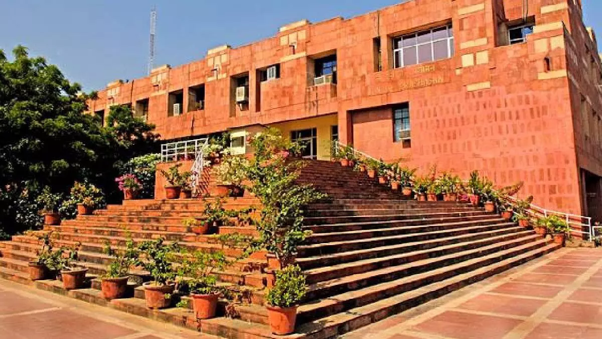 JNU की युवा स्कॉलर्स कॉन्फ्रेंस में गूंजी त्रिपुरा के युवा अकादमिक की आवाज़