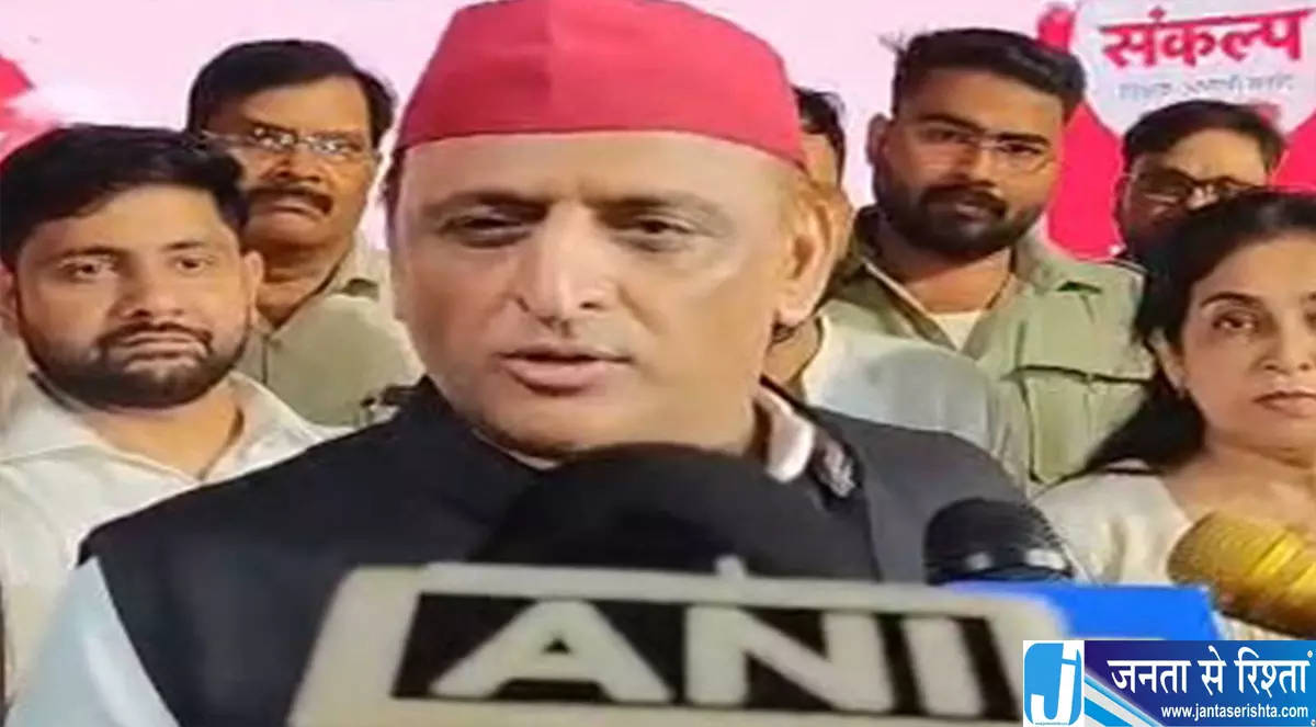 गोरखपुर सपा में बड़ा फेरबदल पूरी कार्यकारिणी भंग गोरखपुर सपा में बड़ा फेरबदल पूरी कार्यकारिणी भंग