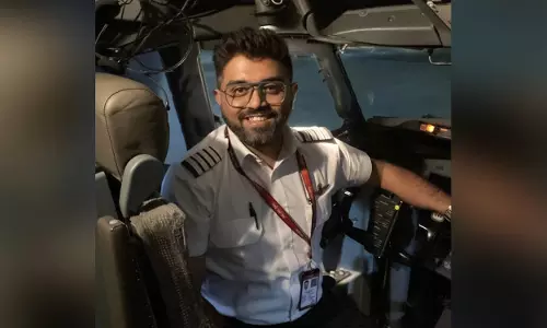 आसमान का हीरो