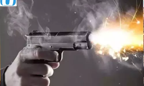 मेड़ विवाद में ताबड़तोड़ फायरिंग, 18 वर्षीय युवती की मौत मेड़ विवाद में ताबड़तोड़ फायरिंग, 18 वर्षीय युवती की मौत