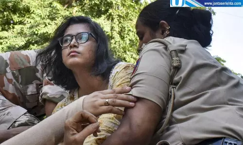 नेहा बोरा को पुलिस ने उठाया, AISA का दावा