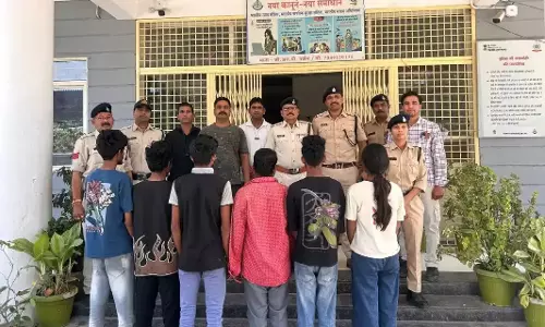 उज्जैन में चेन लुटेरा गिरोह पुलिस के हत्थे चढ़ा उज्जैन में चेन लुटेरा गिरोह पुलिस के हत्थे चढ़ा