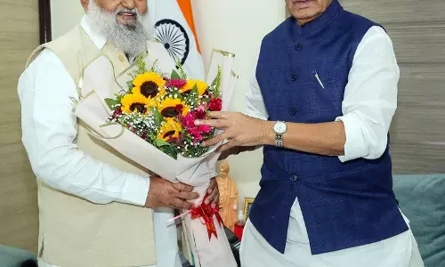 अनिल विज ने राजनाथ सिंह से की मुलाकात, सेना की जमीन मांगी अनिल विज ने राजनाथ सिंह से की मुलाकात, सेना की जमीन मांगी
