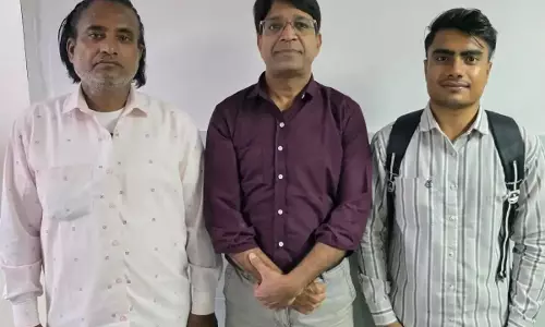 नाक की समस्या से जूझ रहे पिता-पुत्र का ऑपरेशन