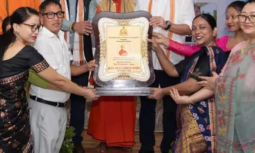 लखीमपुर के मेर बील में नाव पलटने से तीन लोग डूबे लखीमपुर के मेर बील में नाव पलटने से तीन लोग डूबे