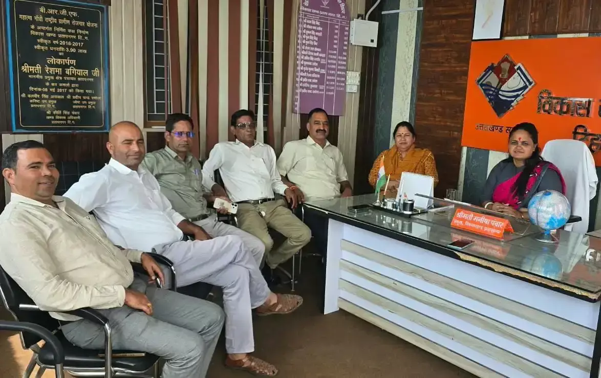 प्रतापनगर में भाजपा की बैठकों और गतिविधियों का दौर प्रतापनगर में भाजपा की बैठकों और गतिविधियों का दौर