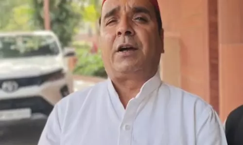 सीट शेयरिंग पर कांग्रेस को धर्मेंद्र यादव की दो टूक मीडिया में न रखें मांग सीट शेयरिंग पर कांग्रेस को धर्मेंद्र यादव की दो टूक मीडिया में न रखें मांग