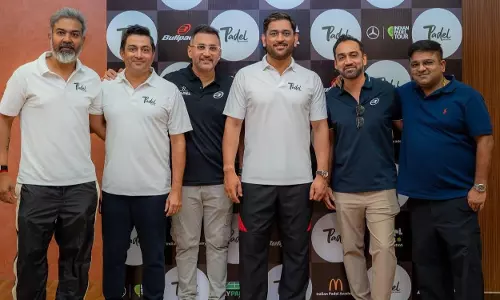 धोनी ने हैदराबाद में किया 7पैडेल स्पोर्ट्स सेंटर का उद्घाटन धोनी ने हैदराबाद में किया 7पैडेल स्पोर्ट्स सेंटर का उद्घाटन