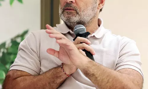CEC पर राहुल गांधी के आरोपों का ECI ने किया खंडन