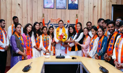 ABVP पदाधिकारियों से मिले CM धामी जीत पर दी बधाई