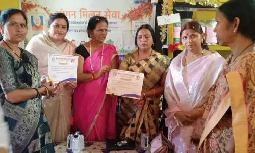 आंगन मिलन सेवा कार्यक्रम में गोदभराई एवं अन्नप्राशन संस्कार का आयोजन