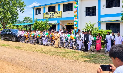 पंखों को मिली रफ्तार: सरस्वती साइकिल योजना से बेटियों की शिक्षा की राह हुई आसान पंखों को मिली रफ्तार: सरस्वती साइकिल योजना से बेटियों की शिक्षा की राह हुई आसान