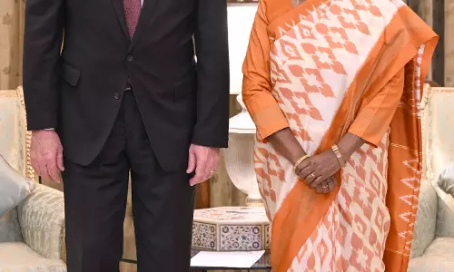 राष्ट्रपति भवन में स्विस राष्ट्रपति गाइ पारमेलिन का स्वागत राष्ट्रपति भवन में स्विस राष्ट्रपति गाइ पारमेलिन का स्वागत