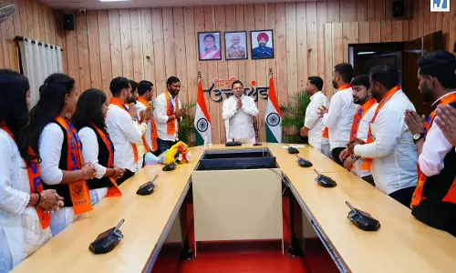 मुख्यमंत्री ने छात्रसंघ चुनाव में जीत पर दी बधाई एवं शुभकामनाएं