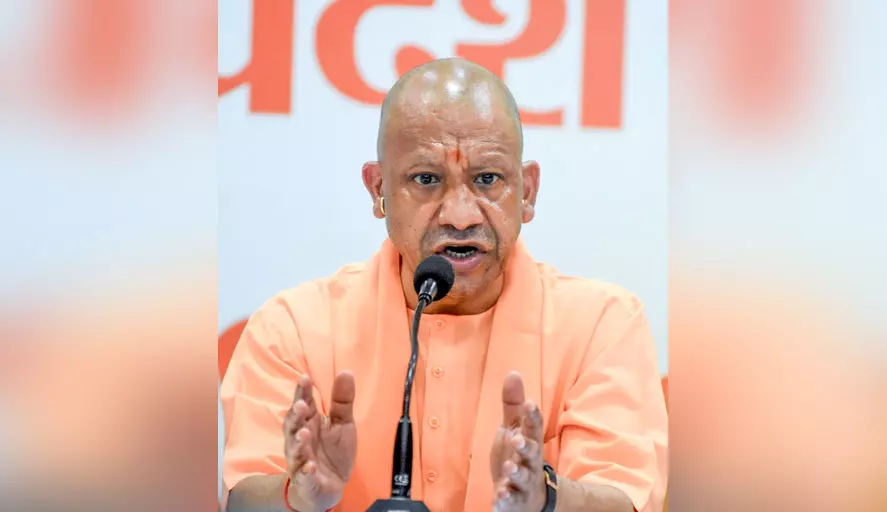 SIR पर सीएम योगी बोले- अपात्र नाम हटाना भारत की सुरक्षा, एकता और अखंडता के लिए अनिवार्य, युवाओं से की खास अपील SIR पर सीएम योगी बोले- अपात्र नाम हटाना भारत की सुरक्षा, एकता और अखंडता के लिए अनिवार्य, युवाओं से की खास अपील