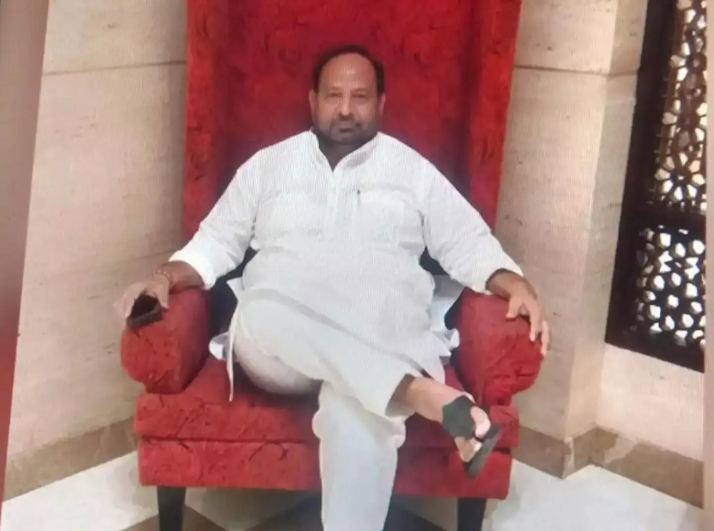 पूर्व विधायक पर फायरिंग, जांच में जुटी पुलिस पूर्व विधायक पर फायरिंग, जांच में जुटी पुलिस