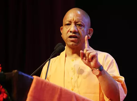 2017 के पहले महज 76, अब 57,600 गांवों तक पहुंची डिजिटल लाइब्रेरी: सीएम योगी 2017 के पहले महज 76, अब 57,600 गांवों तक पहुंची डिजिटल लाइब्रेरी: सीएम योगी