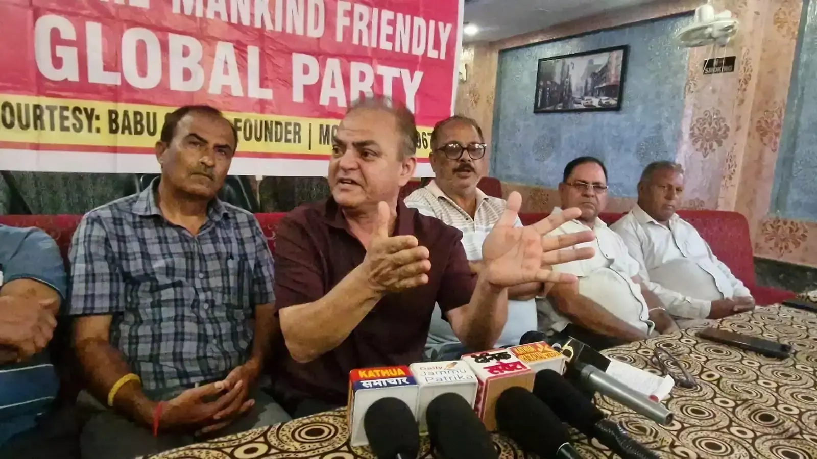 लोकतंत्र की बहाली के लिए विपक्ष एकजुट हो : बाबू सिंह लोकतंत्र की बहाली के लिए विपक्ष एकजुट हो : बाबू सिंह